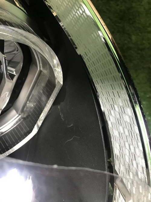 Битая Фара левая BMW 5er F10, F11 (2013-2017) LED