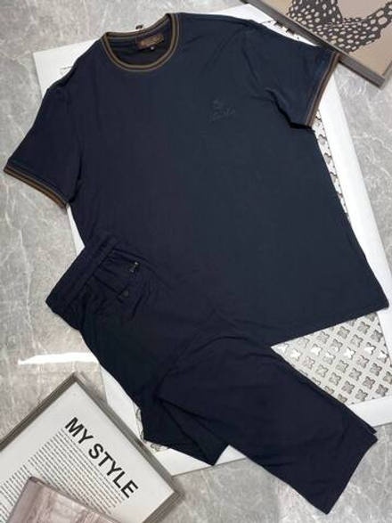 Прогулочный костюм Loro Piana