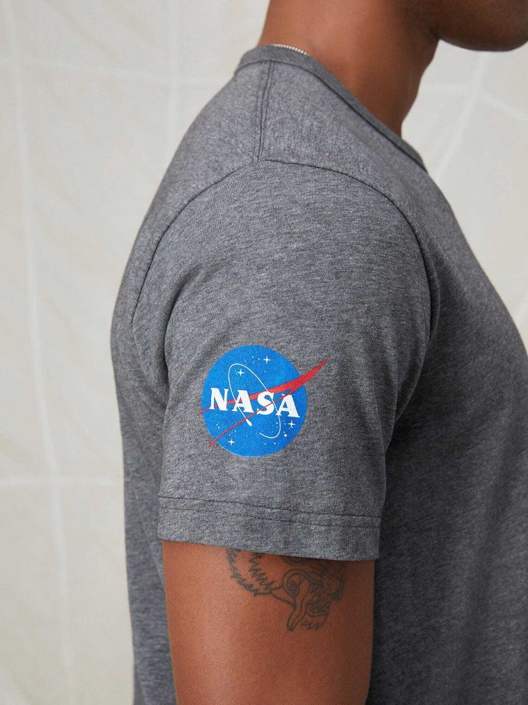 Футболка Alpha Industries Nasa Worm Logo Tee Dark Charcoal Heather