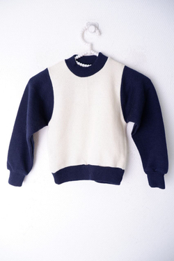 Джемпер базовый на 4 года