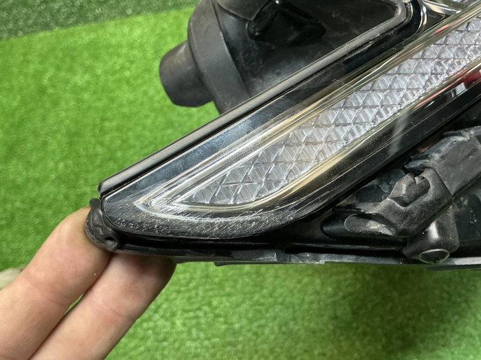 Фара правая Genesis G90 (2018-2022) LED