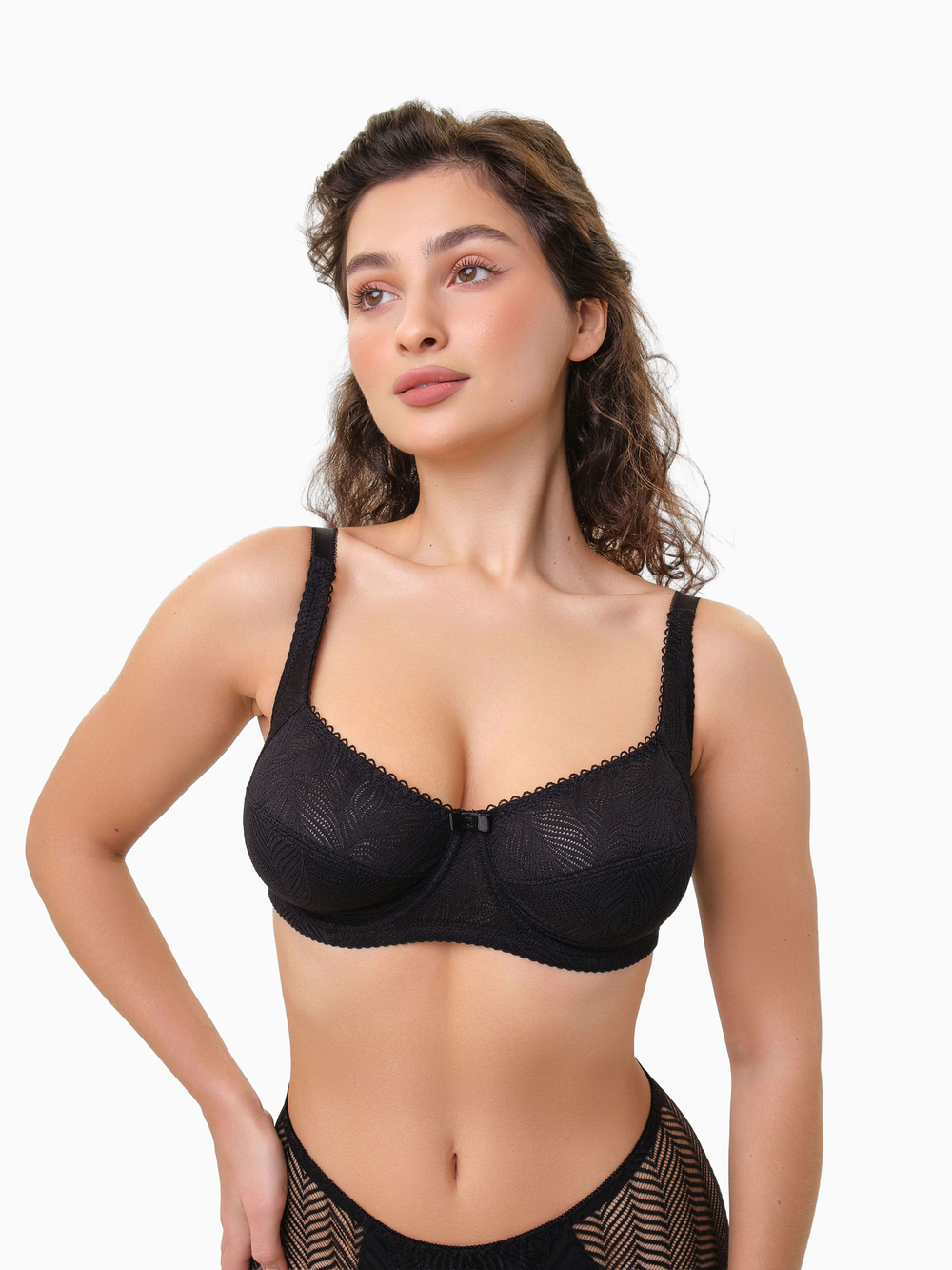 Бюстгальтер OIRO Cora Мягкая чашка