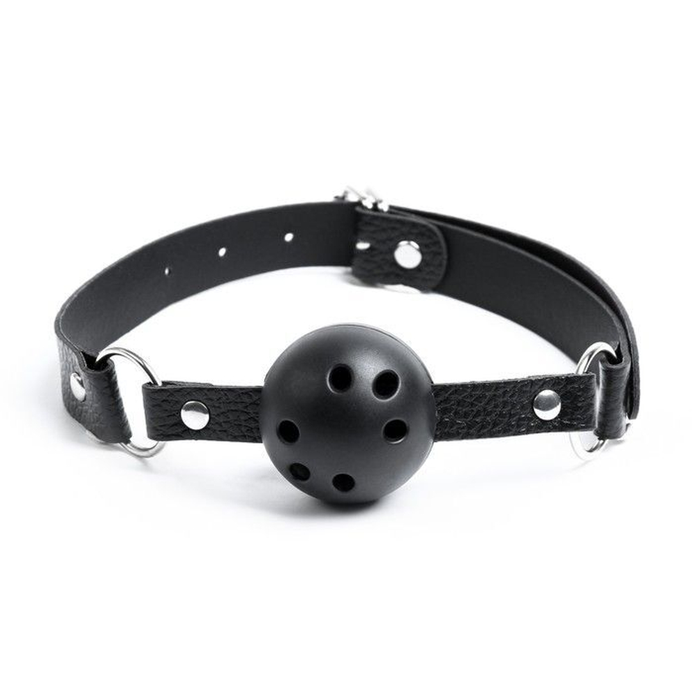 Черный кляп-шарик на регулируемых ремнях (Цвет: черный)