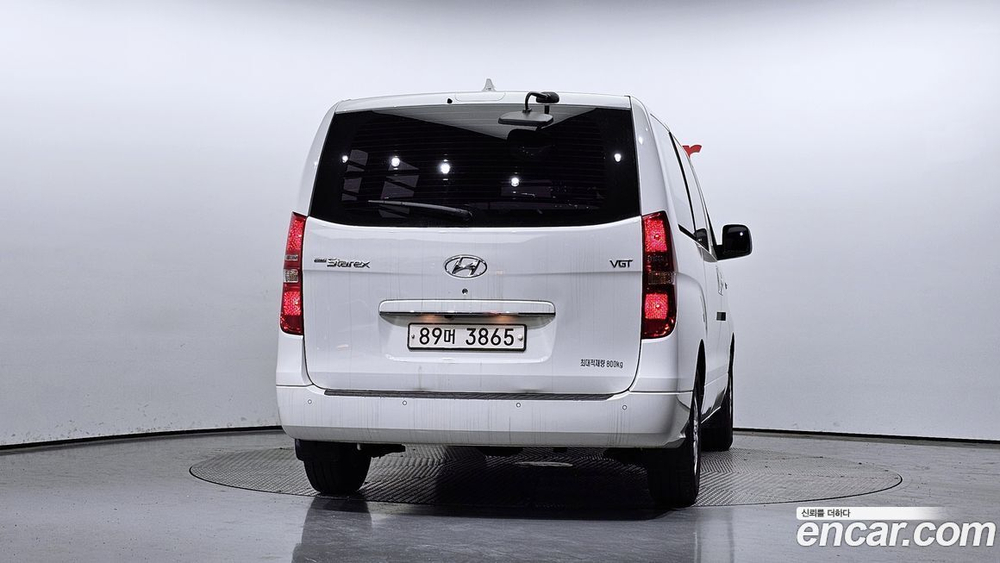 Hyundai The New Grand Starex Van 3-х местный (12.2020)