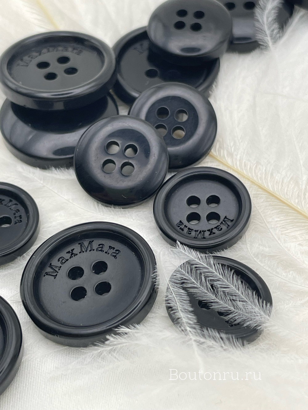 Пуговицы На Прокол МаксМ5/2 черные классика