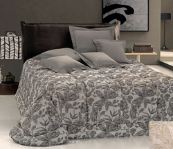 Покрывало 265х265 GF Ferrari Eden молочное Италия