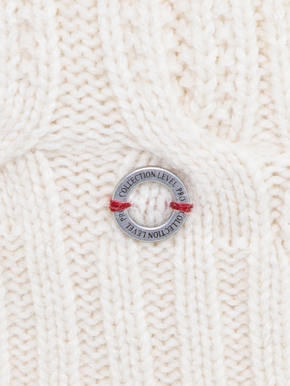 Капор Клеома из пряжи енота