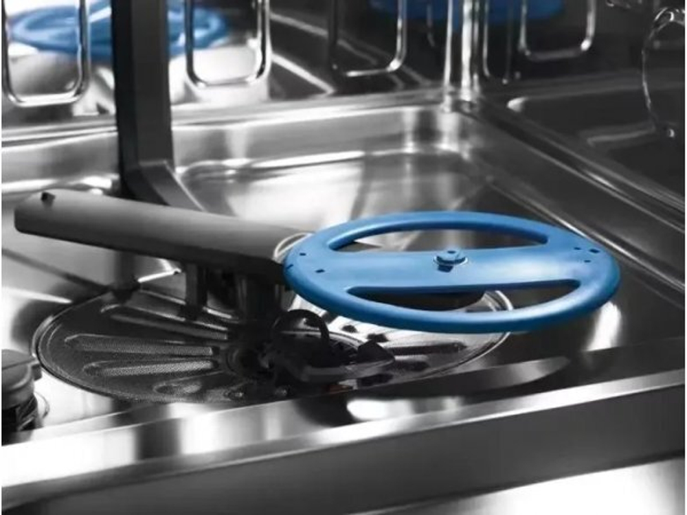 Встраиваемая посудомоечная машина Electrolux EEM48320L