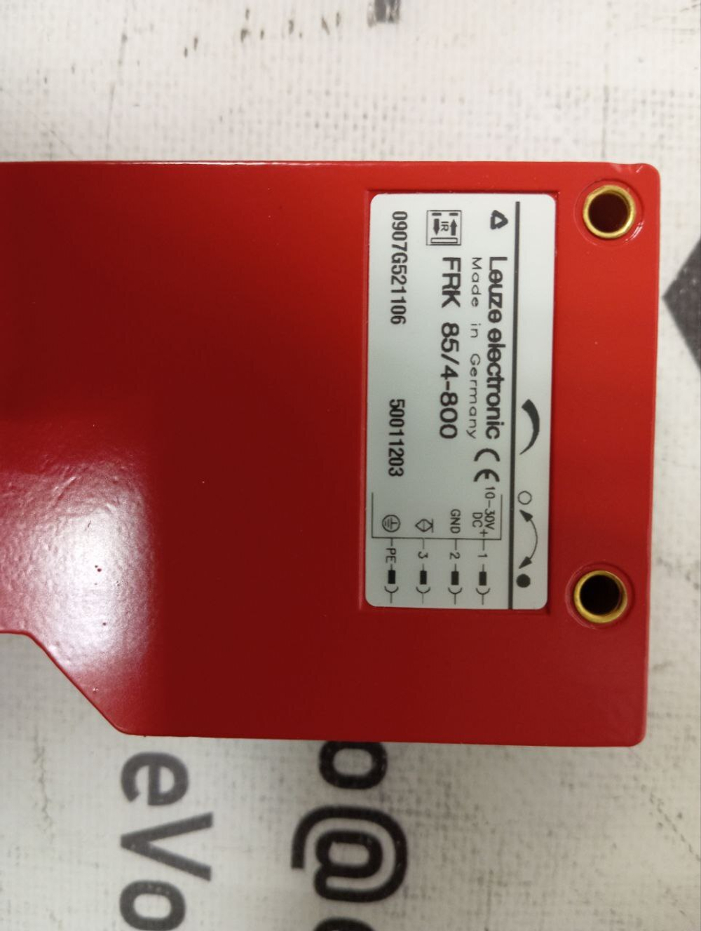 Leuze electronic FRK 85/4-800 новое