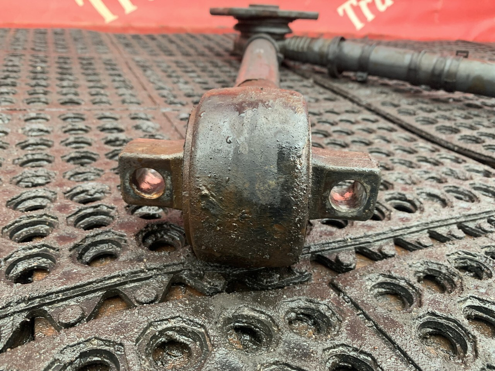 Тяга реактивная V-образная 2017г.