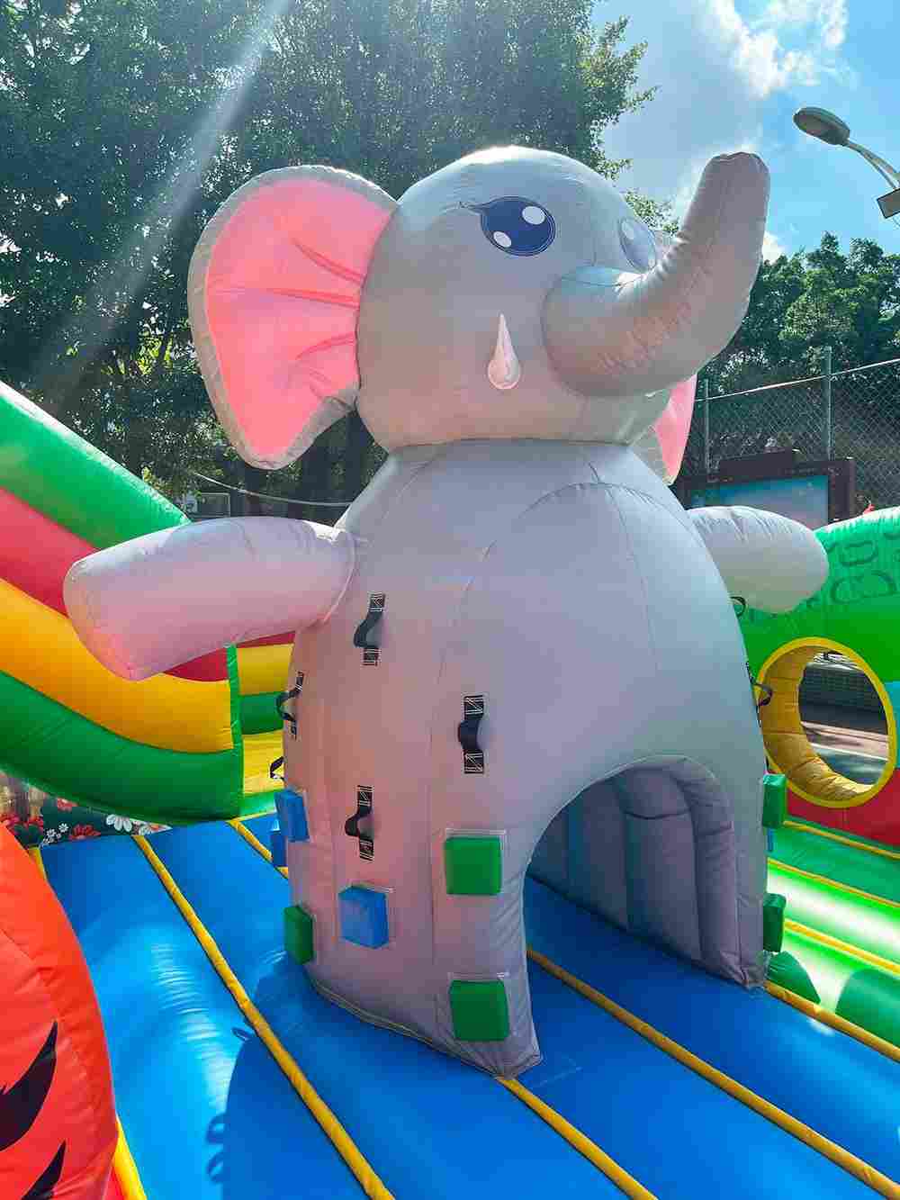 Коммерческий надувной батут «Сафария», 10*10*7,9 м