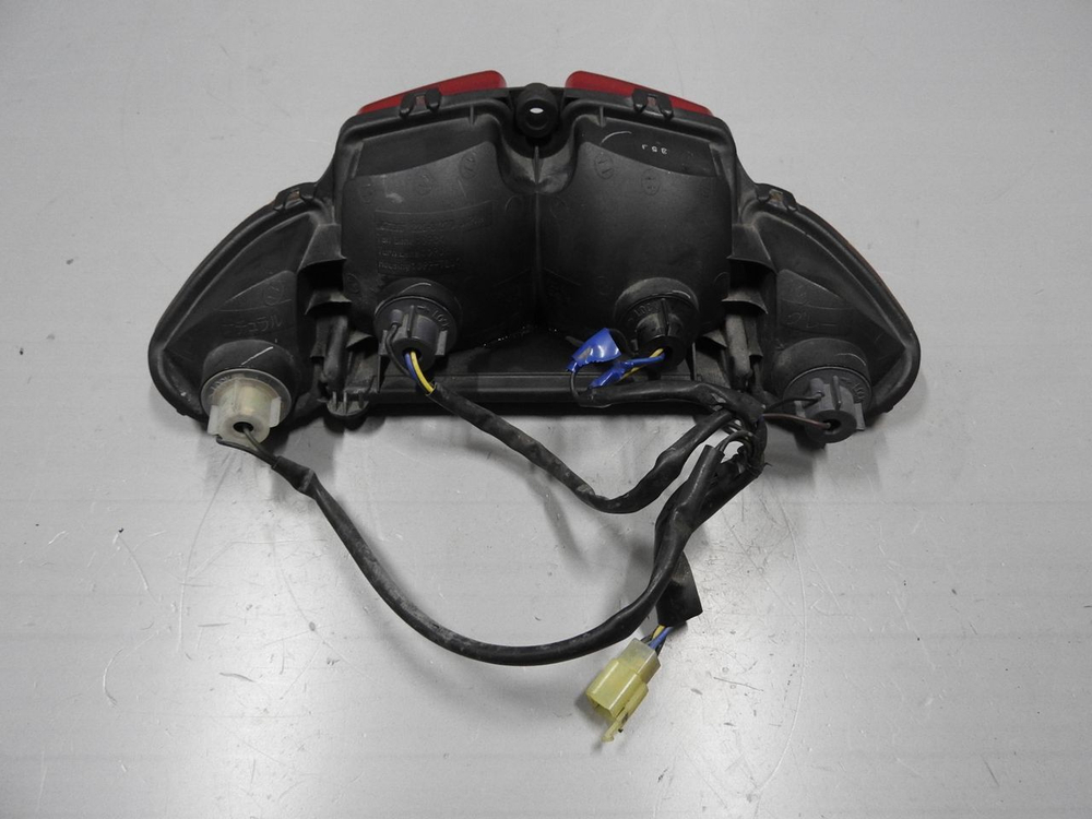 стоп-сигнал с поворотниками Yamaha FJR1300 RP04 2002