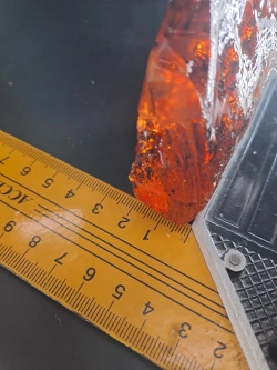 Копал молодой янтарь коллекционный 128 гр