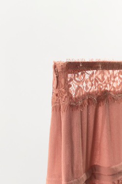ZARA ЮБКА ИЗ ЖОРЖЕТА С КРУЖЕВОМ, РОЗОВАТЫЙ