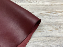 Vacchetta Extrella Burgundy (1,5-1,7 мм), цв. Бордовый, кожа