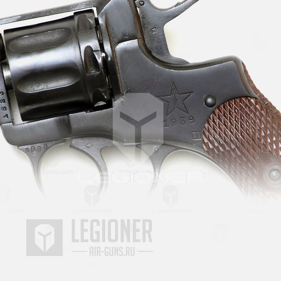 Охолощенный револьвер Наган