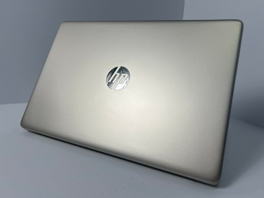 Ноутбук HP 15s-fq2060ur (3Y1S4EA) 15.6"/Intel Core i3 1115G4/RAM 8 GB/SSD 256 GB/Intel UHD Graphics/1920x1080/IPS/Windows 10/Подсветка кл-ры: нет/золотистый. Состояние: B2