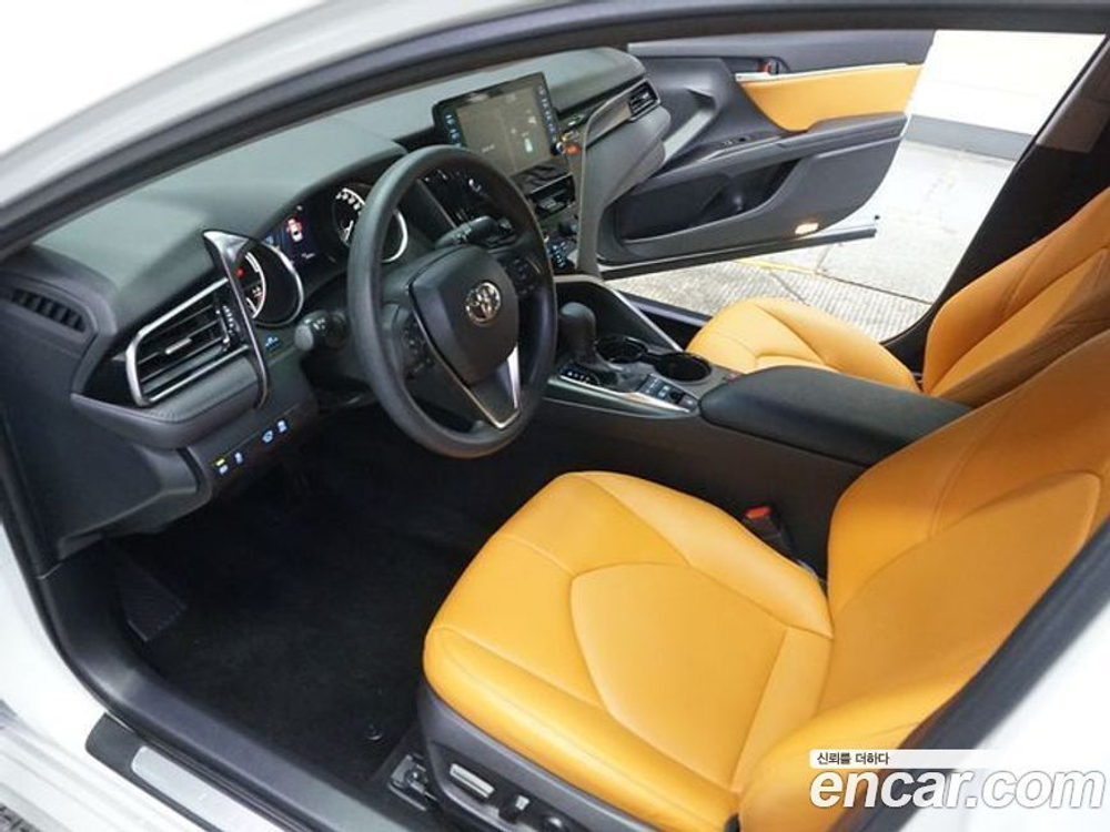 Toyota Camry (XV70) 2.5 LE Hybrid (06.2022)