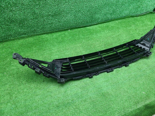 Решетка переднего бампера Geely Coolray (19-24)