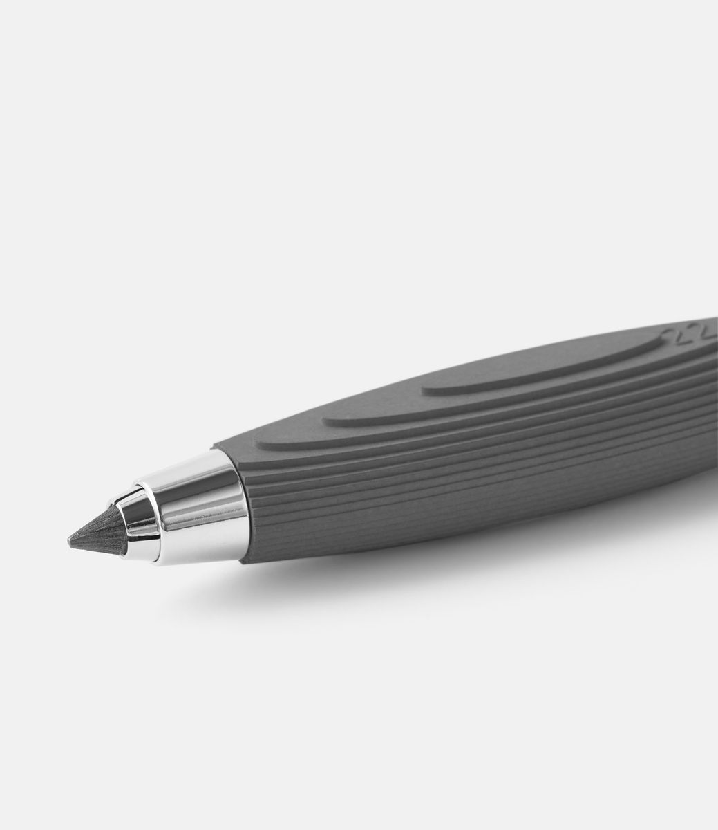 22 Studio Contour Sketch Pencil Dark Grey — карандаш из бетона