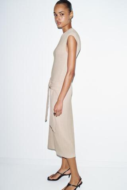 ZARA МЯГКОЕ ПЛАТЬЕ С УЗЛОМ, ПЕСОЧНЫЙ МЕЛАНЖ