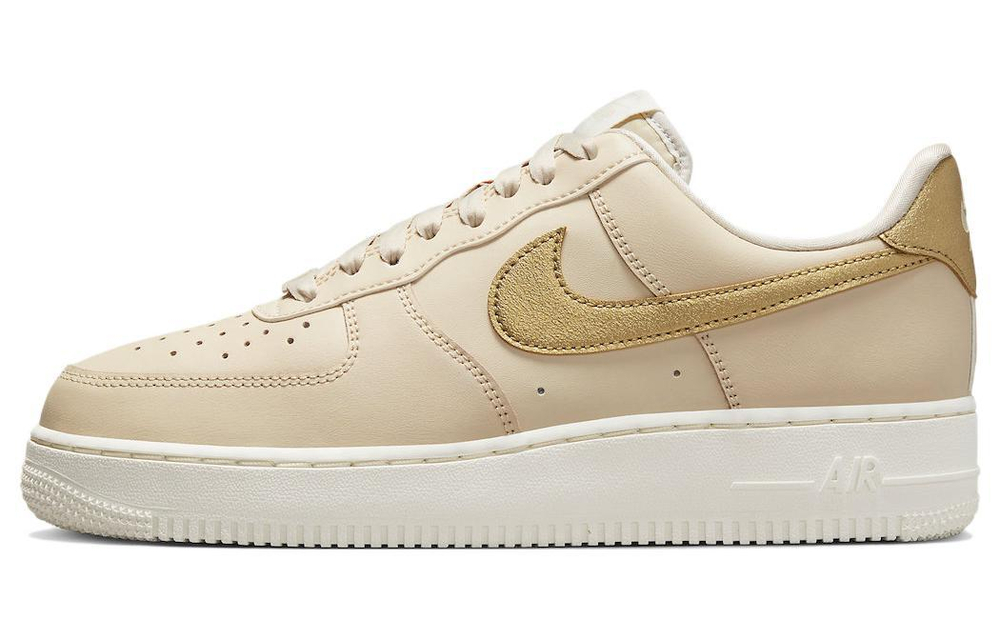 Кроссовки Nike Air Force 1 Low "Gold Swoosh" (Женская размерная сетка)