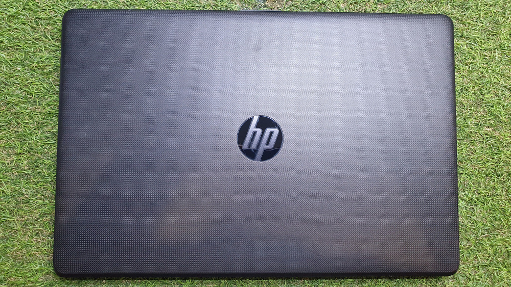 Ноутбук HP AMD A6/4Gb/FHD