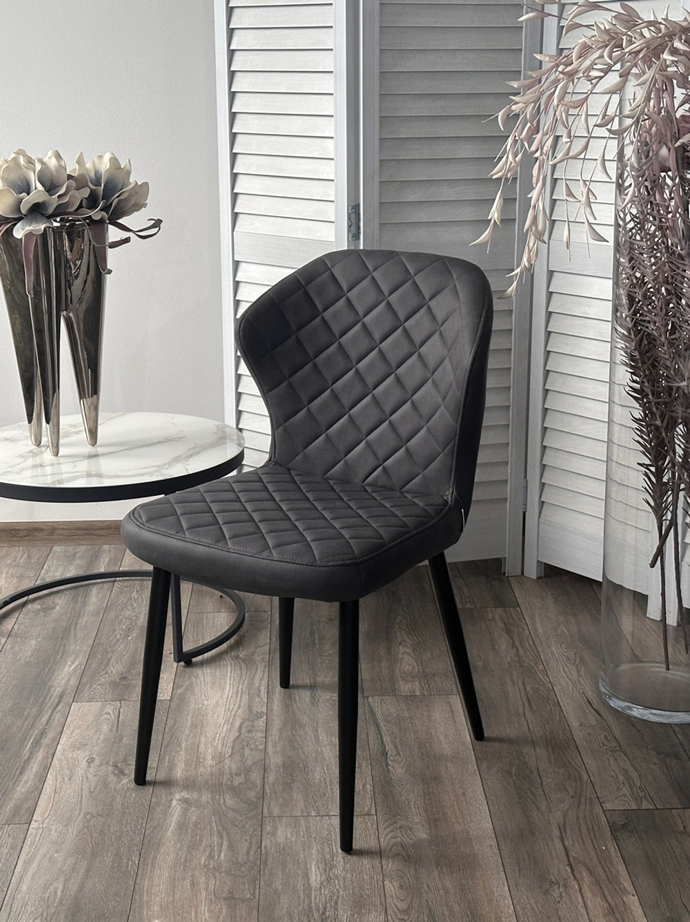 Стул М-City DISAUR Монро, Cyprus-13 темно-серый, искусственная замша, Черный каркас