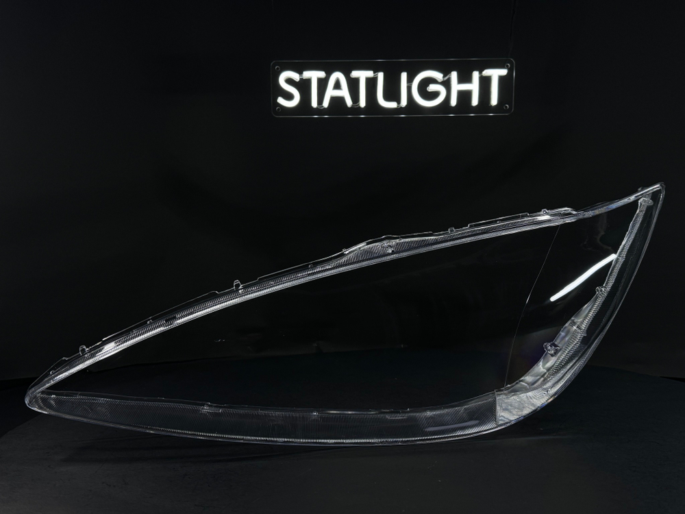 Левое стекло фары Toyota Camry XV30 2001-2004