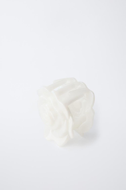 ZARA БОЛЬШАЯ ЗАКОЛКА ДЛЯ ВОЛОС «ЦВЕТОК», ЭКРЮ