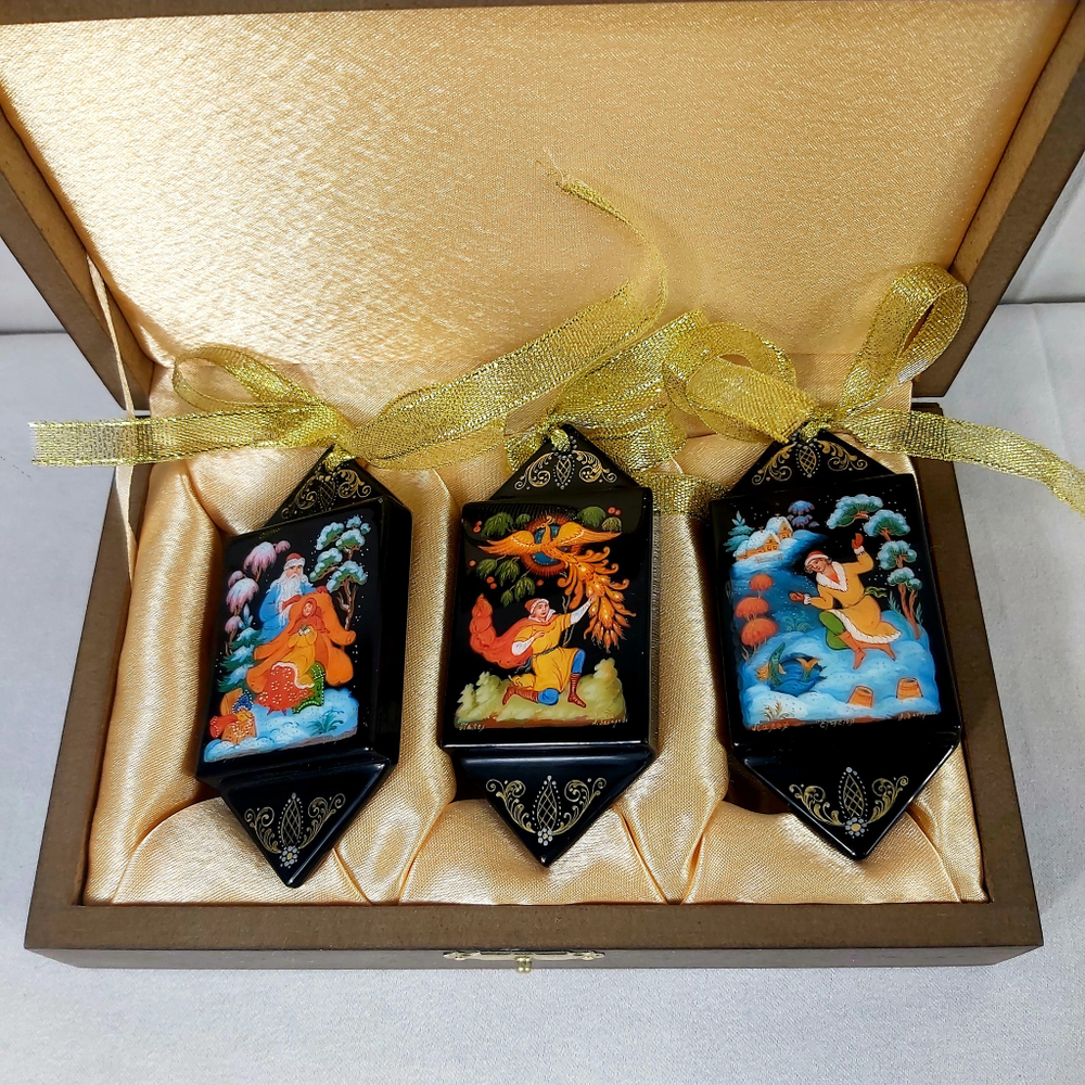 Набор ёлочных игрушек-конфет с ручной росписью Палех "Сказки" в футляре