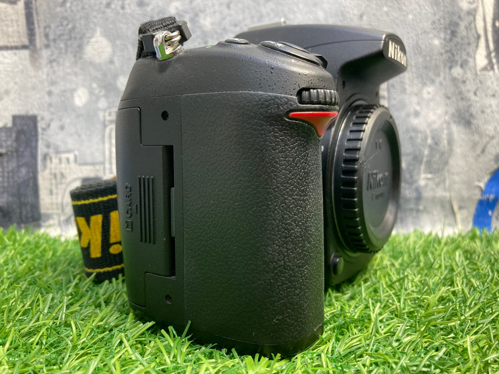 Nikon D7000 Покупка/Продажа