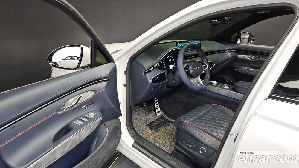 Genesis GV70 2.5T Бензин 2WD (01.2022)