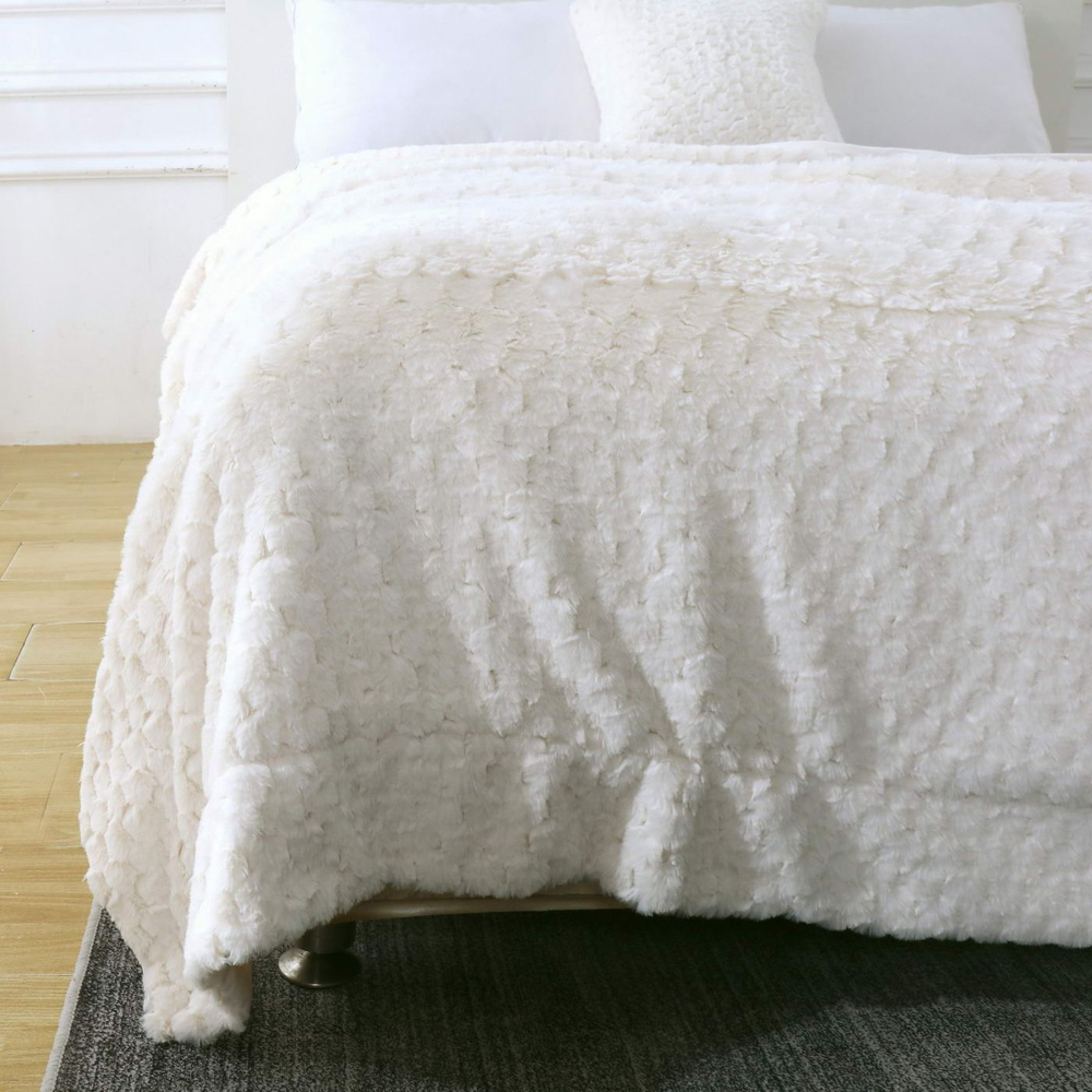 Плед 220х240 Sofi De MarkO Аврил молочный