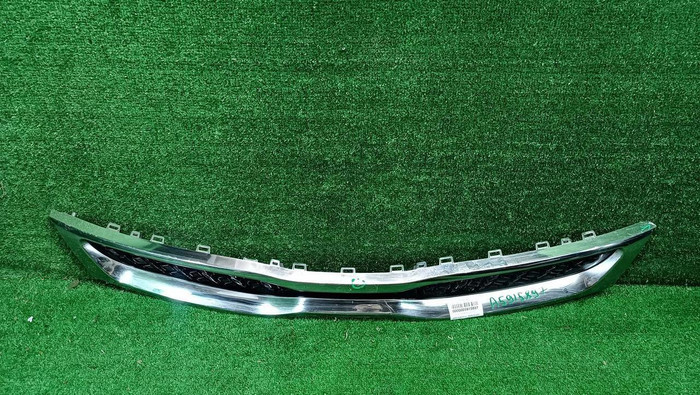 Решетка радиатора KIA Rio 4 X-Line (2017-2020)