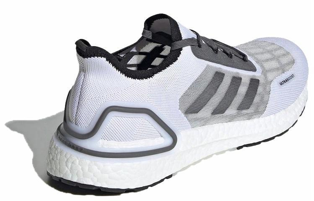 Кроссовки James Bond 007 X Adidas Ultraboost Summer.Rdy