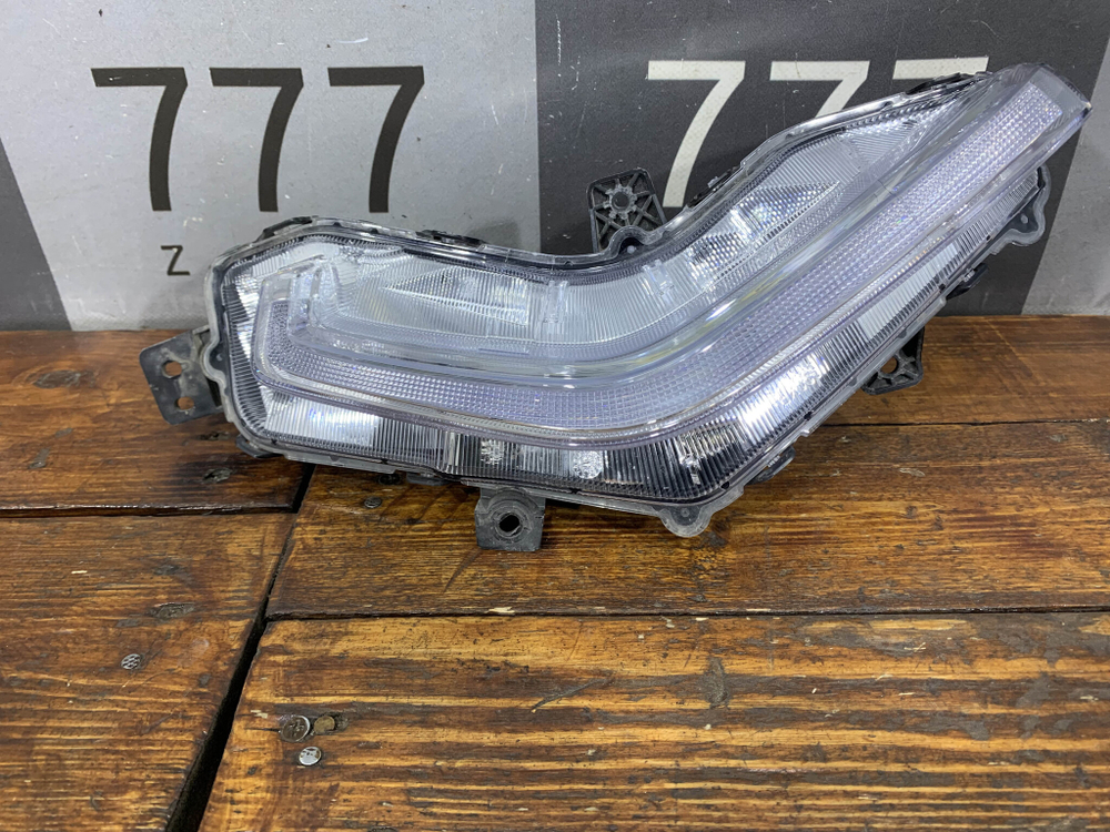 ДХО правый Haval Jolion 21-нв Б/У Оригинал 4137101XST01A