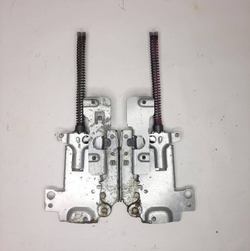 3 Комплект петель Electrolux 4055161352 б/у для посудомоечных машин