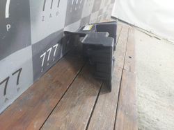 Ящик для инструмента Toyota RAV4 IV (XA40) 15-19 Б/У Оригинал 6499742050