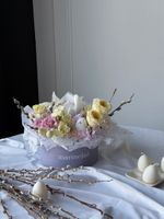 Композиция в коробке с куличем 130гр.