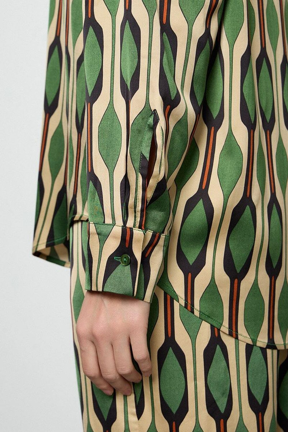 Рубашка Хельсинки зеленый принт вискоза