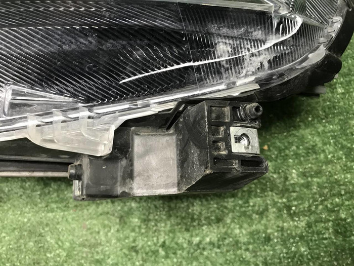 Фара левая Haval F7 (2018-2024) LED