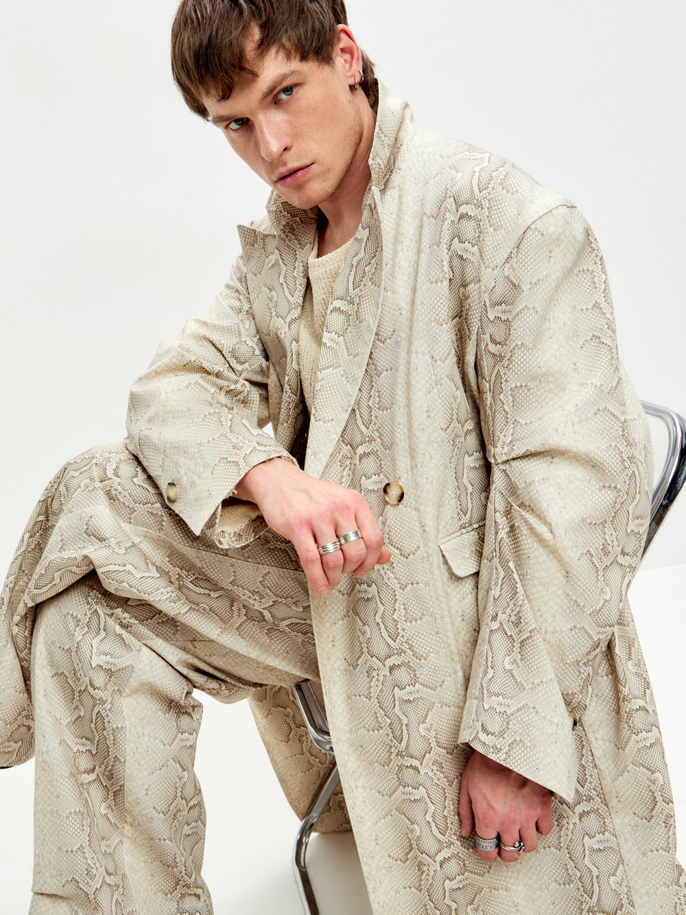 Тренчкот SAVE со змеиным принтом