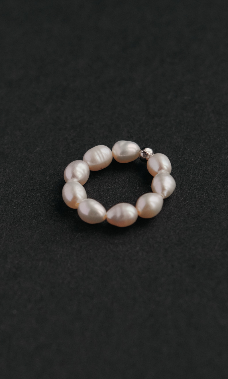 Кольцо "Memo about Moon" тонкое из жемчуга рис