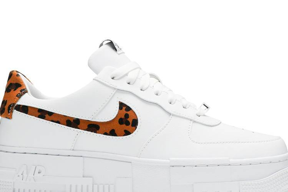 Кроссовки Nike Air Force 1 Low Pixel (Женская размерная сетка)