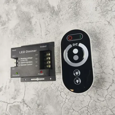 Диммер для светодиодной ленты 30A (12V-24V, 360W-720W) сенсорный TOUCH с ПДУ