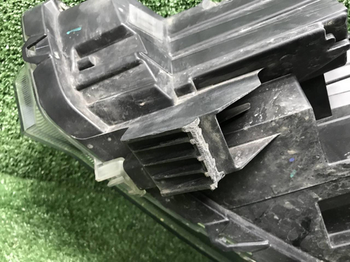 Битая Фара правая Haval F7 (2018-2024) LED