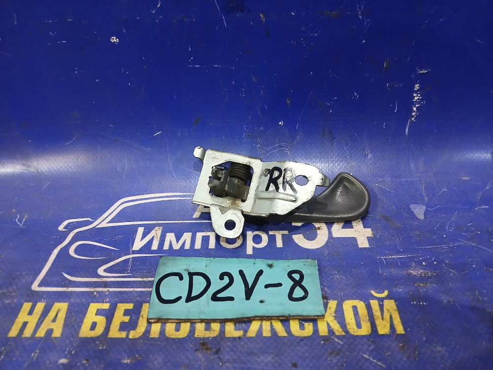 Ручка двери задней правой салонная MITSUBISHI LIBERO 2001