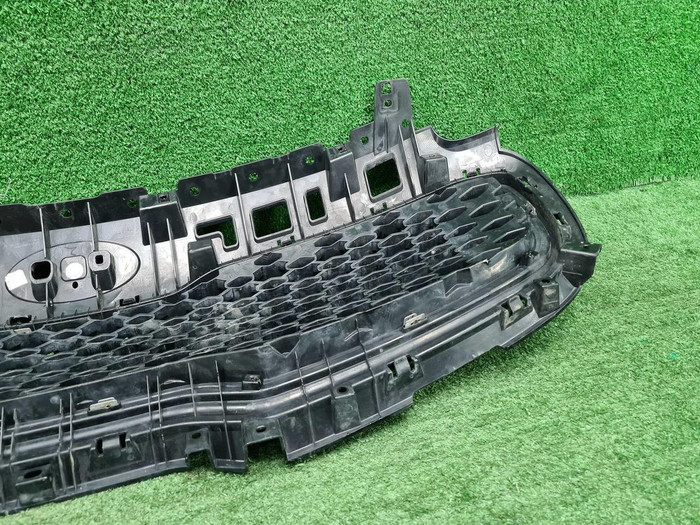 Решетка радиатора KIA Sportage 4 QL (2016-2018)