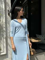 Кардиган VESTA с разбором, голубой